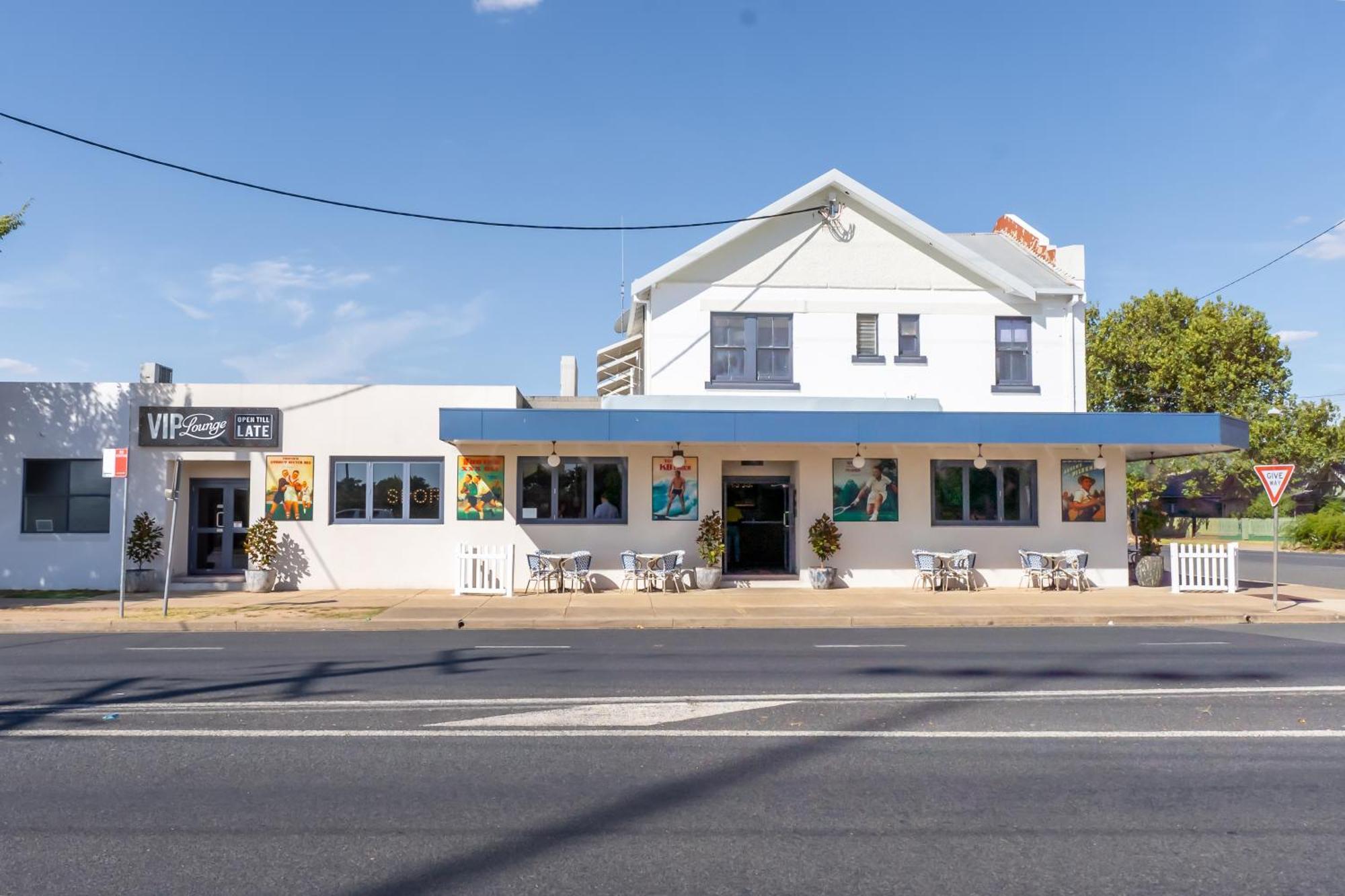 Sportsmens Club Hotel Wagga Wagga Exterior photo