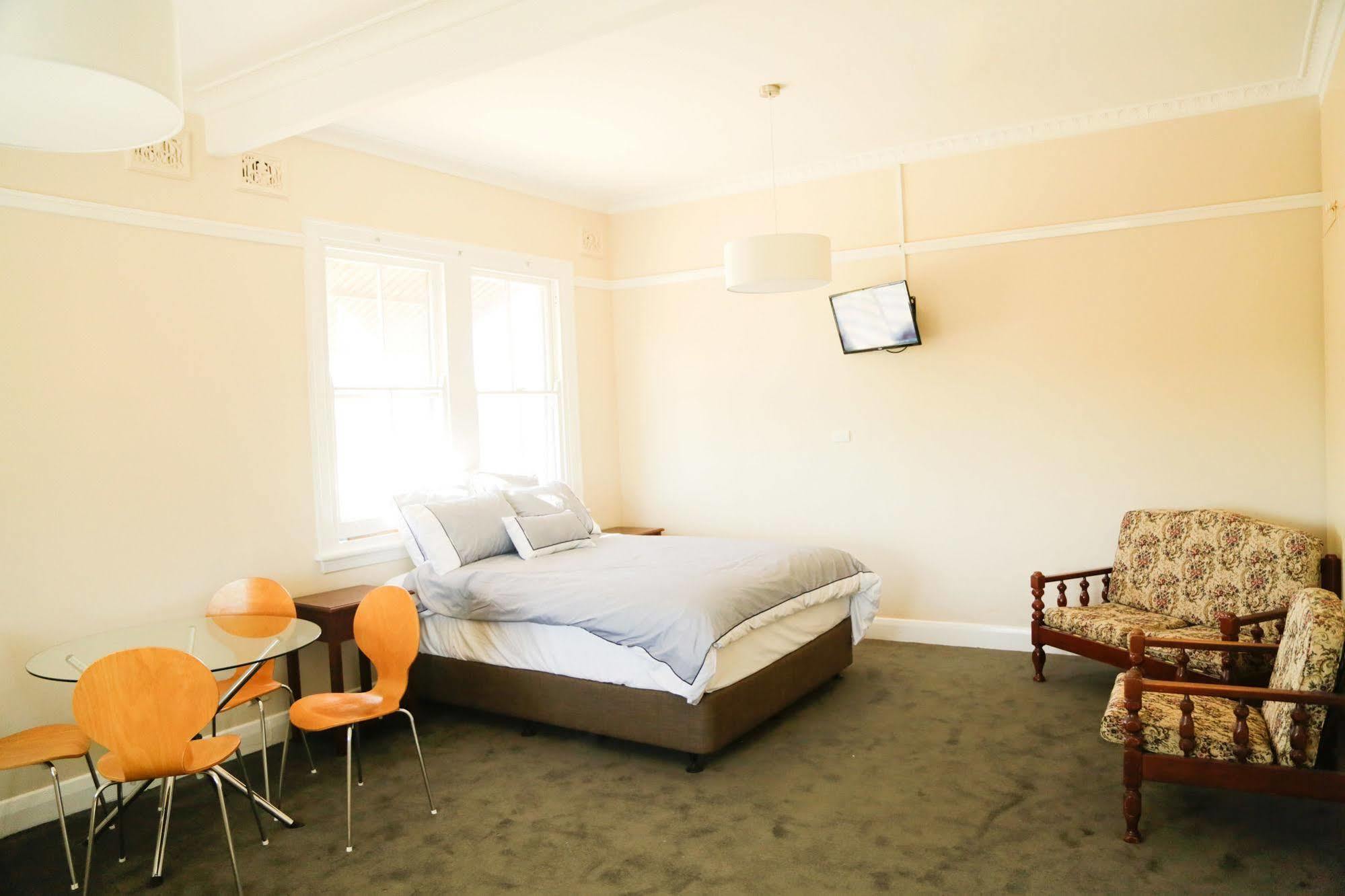 Sportsmens Club Hotel Wagga Wagga Exterior photo